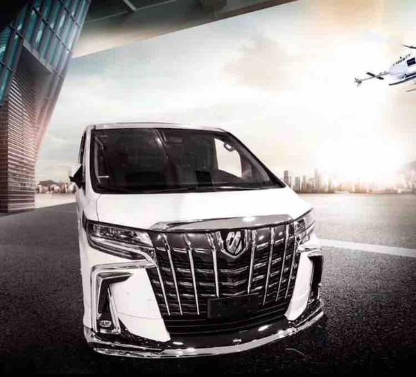 爱车的小姐姐头像