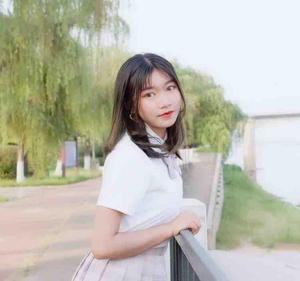 我的作业服毒了头像