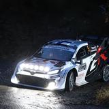 小巧布斯说车头像