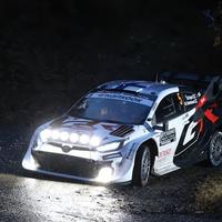 小巧布斯说车头像