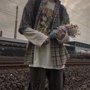 生活不允許你的軟弱的个人资料头像