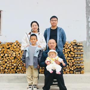 我是珊姐吖-23号上午9点50海南凤梨头像