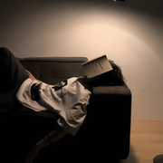 YiOne的个人资料头像