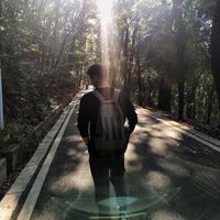 爱学习的小镇青年头像