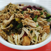 咸鱼蒻弱的个人资料头像