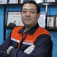 烟台黄伟修车头像