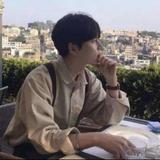 博学多才的鲸鱼J头像