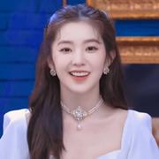 SUGA的个人资料头像