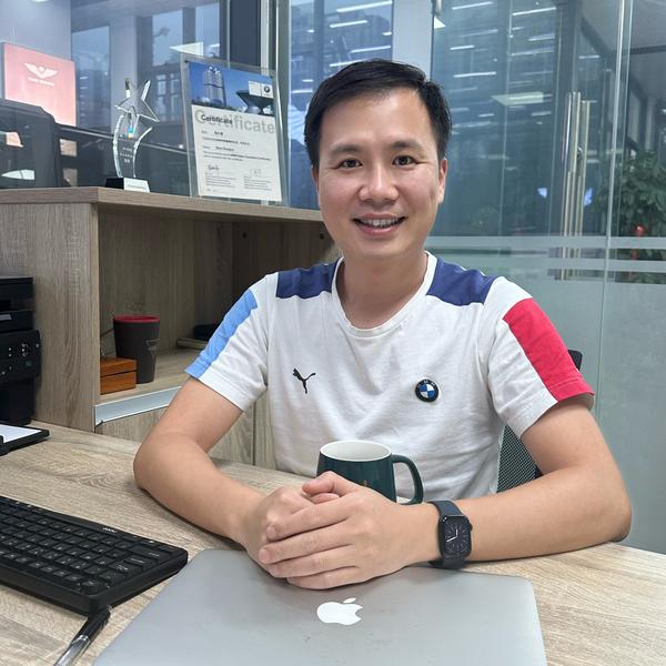深圳小君车袋头像
