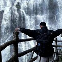 杰杰的旅行者哇头像