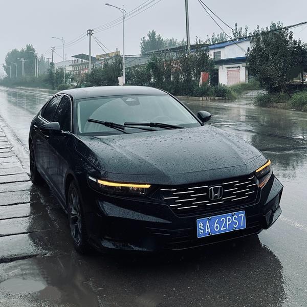 开雅阁的小万头像