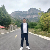 黄淮网李头像