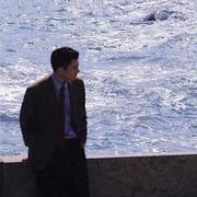 安稳又干净的个人资料头像