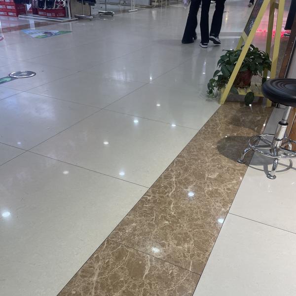 用户3647933223216头像