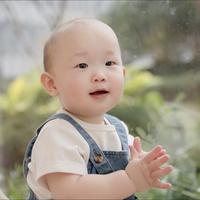 大头珩的贴身保镖头像