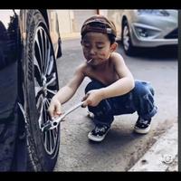 汽修厂的小提琴手头像