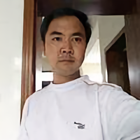 水边的森林头像