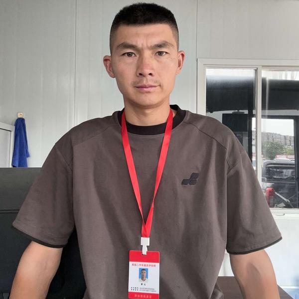 黄皮卡专业皮卡头像