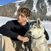 无止境827的个人资料头像