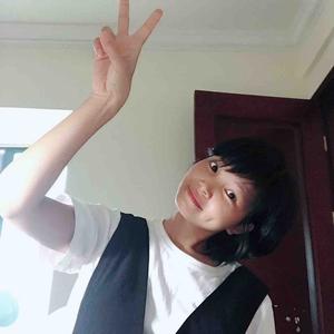 彩彩0306头像