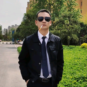 天鹅湖任逍遥头像