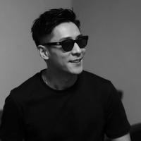 控龍抗狼头像