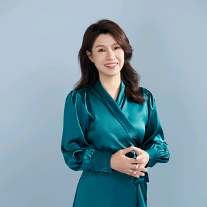 李晶1分钟头像