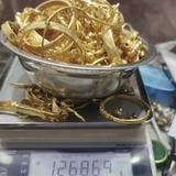 你们的伟仔头像