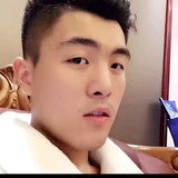 bombombombombom头像