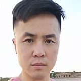 嗯哼1521头像