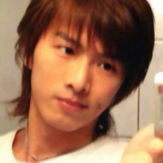 伍零bachelor头像
