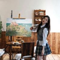 好车推荐官爆莉头像