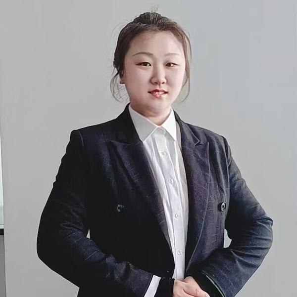 四平圣博华隆杨倩倩头像