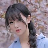 玛丽莲梦了个露头像