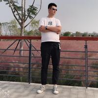 A@默默、关注头像