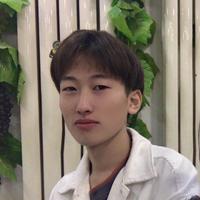 王晓白不黑tt头像