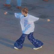 不是蕾子的个人资料头像