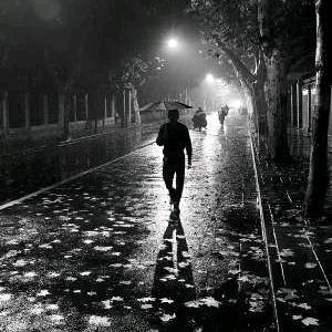 那夜的雨头像