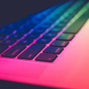 两个月亮的个人资料头像