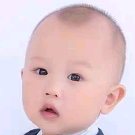 调皮捣蛋的小家伙栗子赫头像
