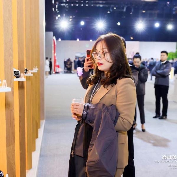 大昌行优选二手车广州helen头像