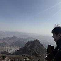 沾满泥土的人头像