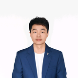 鹏龙星徽奔驰马东头像