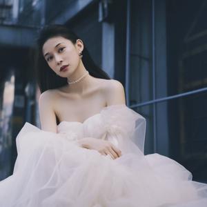 美业人朵朵头像