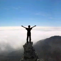 高贵铅笔13R头像