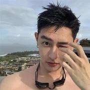 理想210的个人资料头像