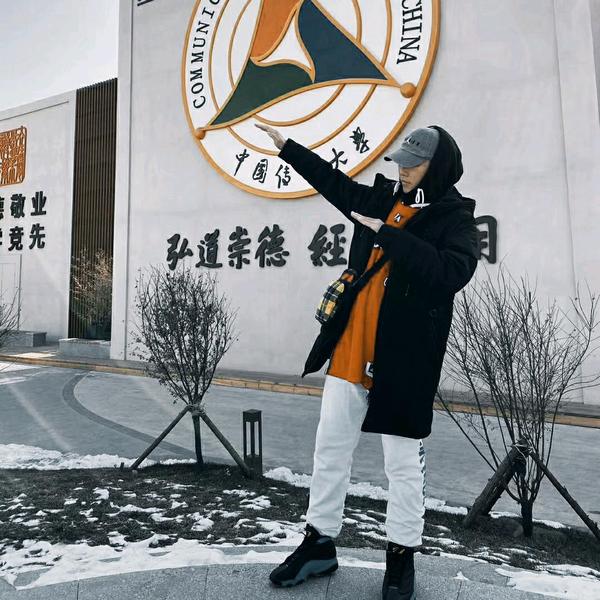 机车头等舱头像