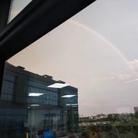 花开水暖小新头像