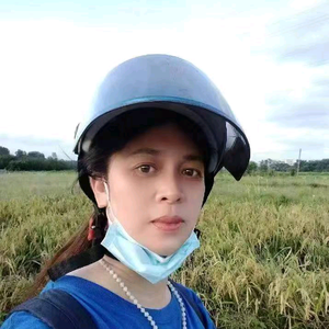 玮炜头像