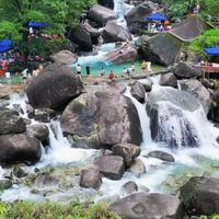 中寨贵妃潭头像